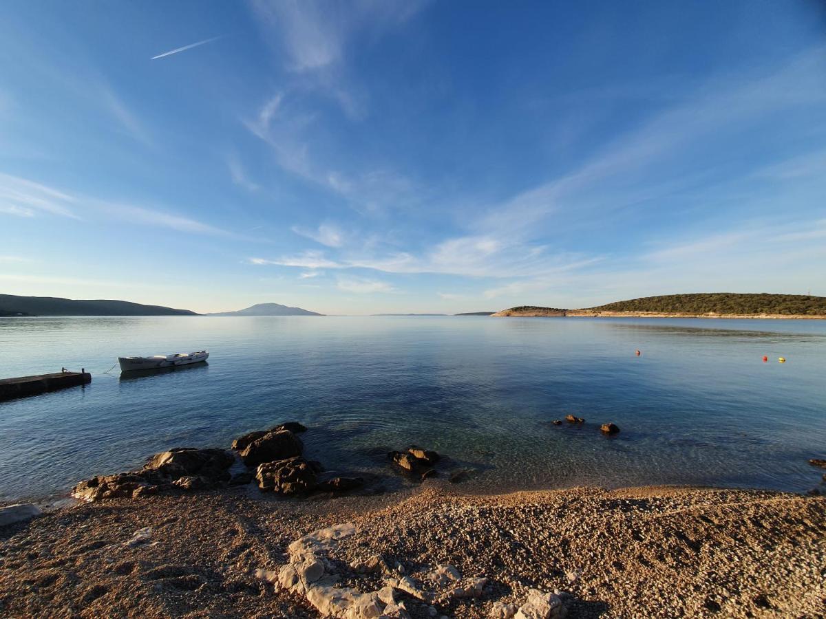 Sidus Maris, Spacious Seaside Apartment With Free Parking Martinšćica Dış mekan fotoğraf