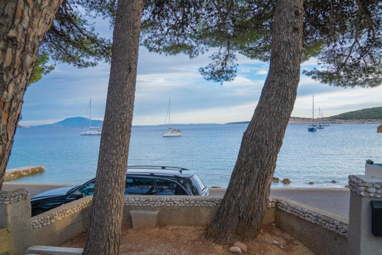 Sidus Maris, Spacious Seaside Apartment With Free Parking Martinšćica Dış mekan fotoğraf