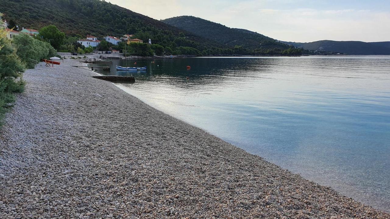 Sidus Maris, Spacious Seaside Apartment With Free Parking Martinšćica Dış mekan fotoğraf