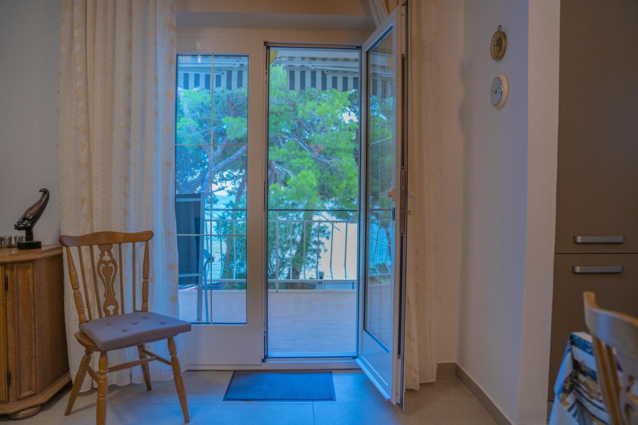 Sidus Maris, Spacious Seaside Apartment With Free Parking Martinšćica Dış mekan fotoğraf