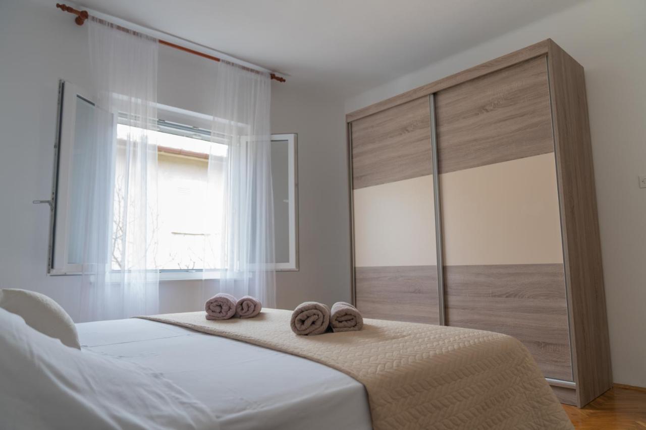 Sidus Maris, Spacious Seaside Apartment With Free Parking Martinšćica Dış mekan fotoğraf